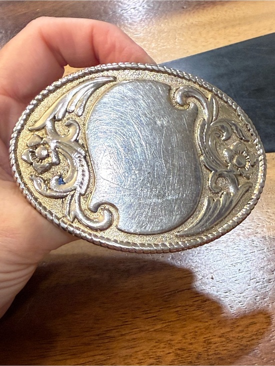 Accessories - Western Ornate Oval Belt Buckle - Silver Tone